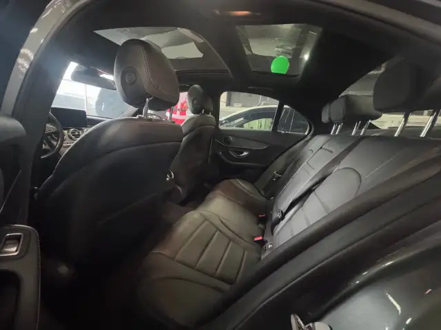 2018 Mercedes-Benz C-Class dans Autos et camions dans Région de Mississauga/Peel - Image 11