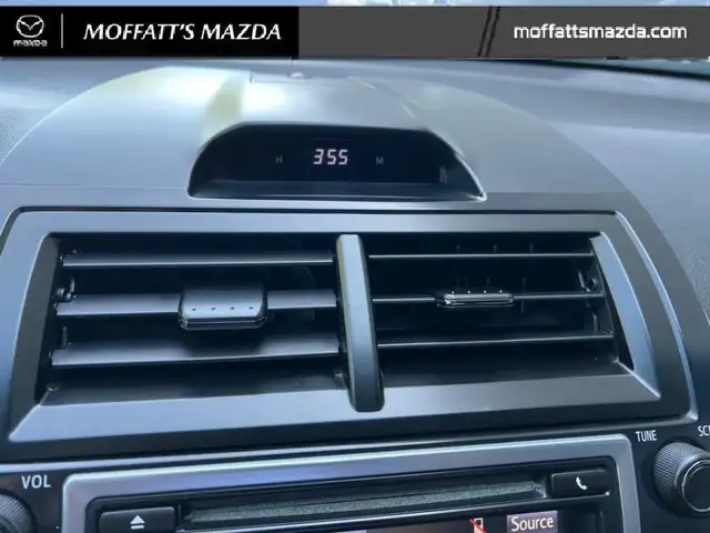 2014 Toyota Camry SE dans Autos et camions dans Barrie - Image 20