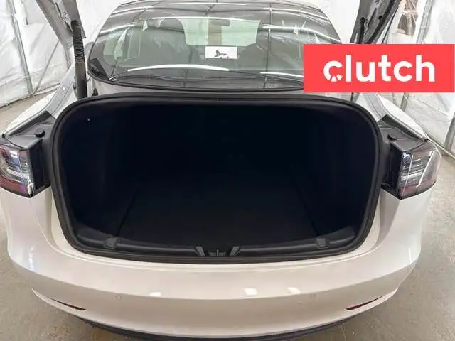 2022 Tesla Model 3 Standard Range w/ Nav, Heated Front Seats, Re dans Autos et camions dans Ville de Toronto - Image 40