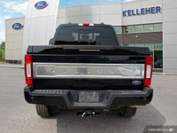 Conquer any task with this powerful 2021 Ford Super Duty F-350 SRW Crew Cab Pickup. Boasting a robus... (image 4)