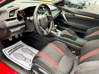 Honda Civic Si 2DR - 205HP - 6 Speed Manual - Rallye Red Exterior on Black Interior - Carfax Verifie... (image 8)