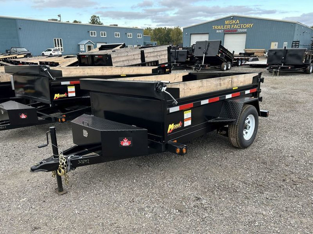 Single Axle Dump Trailer - Made in Canada in Cargo & Utility Trailers in Dartmouth