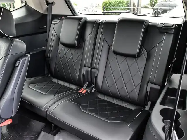 2024 Volkswagen Atlas 2.0 TSI Execline One Owner, No Accident... in Cars & Trucks in Oakville / Halton Region - Image 22