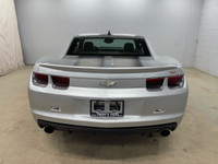 Get ready to turn heads with this sleek and powerful 2011 Chevrolet Camaro 2RS, available now at Tro... (image 4)