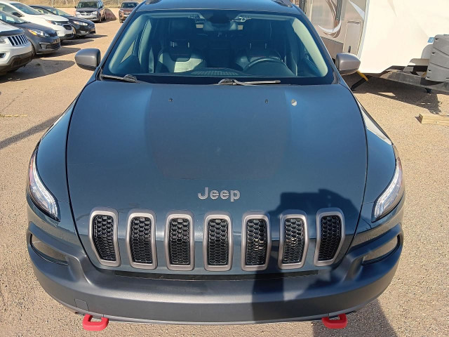 2017 Jeep Cherokee Trailhawk 4X4, Leather, BU Cam in Cars & Trucks in Edmonton - Image 2