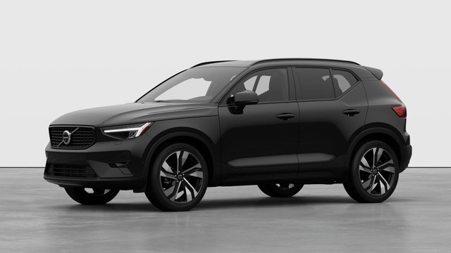 2026 Volvo XC40 in Cars & Trucks in City of Montréal