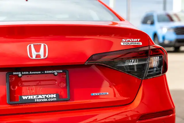 2026 Honda Civic Sedan Hybrid Sport Touring in Cars & Trucks in Edmonton - Image 8