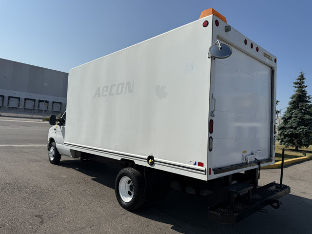2018 Ford E-Series Cutaway E-450 -CUBE in Cars & Trucks in Oakville / Halton Region - Image 3