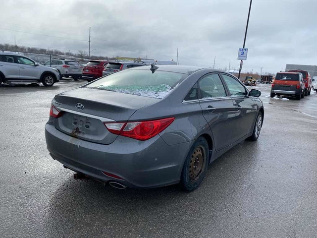  2013 Hyundai Sonata in Cars & Trucks in Barrie - Image 4