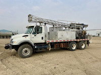 2006 International 7500 T/A Drill Truck