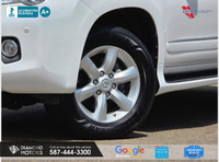 4.6L 8 CYLINDER ENGINE, NO ACCIDENTS, ONE OWNER, 360 CAMERAS, NAVIGATION, HEATED AND VENTILATED SEAT... (image 2)