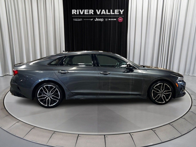 2022 Kia K5 in Cars & Trucks in Strathcona County - Image 2