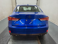 Highlighted Vehicle Features: AIR CONDITIONING, SIMULATED LEATHER, ADJUSTABLE STEERING WHEEL, 2 SET... (image 3)