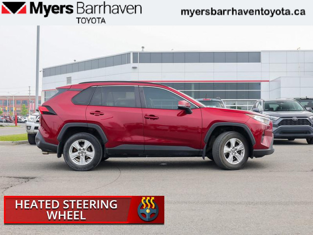 2021 Toyota RAV4 XLE AWD - Sunroof - Power Liftgate in Cars & Trucks in Ottawa - Image 2