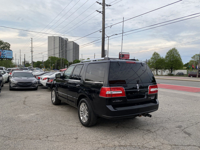 2013 Lincoln Navigator 4WD 4dr in Cars & Trucks in City of Toronto - Image 2