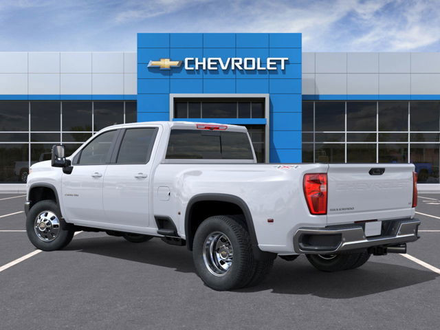 2025 Chevrolet Silverado 3500 DRW 4WD LT Crew in Cars & Trucks in Edmonton - Image 3