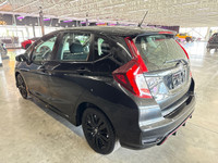 HONDA FIT SPORT 2018 – NOIR • 82 620 KM COMPACTE, SPORTIVE ET FIABLE La Honda Fit Sport 2018, c’est... (image 6)