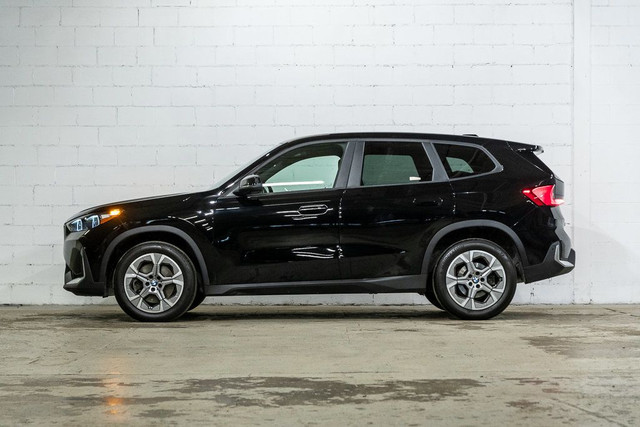 2023 BMW X1 xDrive28i | Polyvalente et puissante | Premium dans Autos et camions  à Ville de Montréal - Image 4