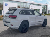 This Jeep Grand Cherokee delivers a Regular Unleaded V-6 3.6 L/220 engine powering this Automatic tr... (image 4)