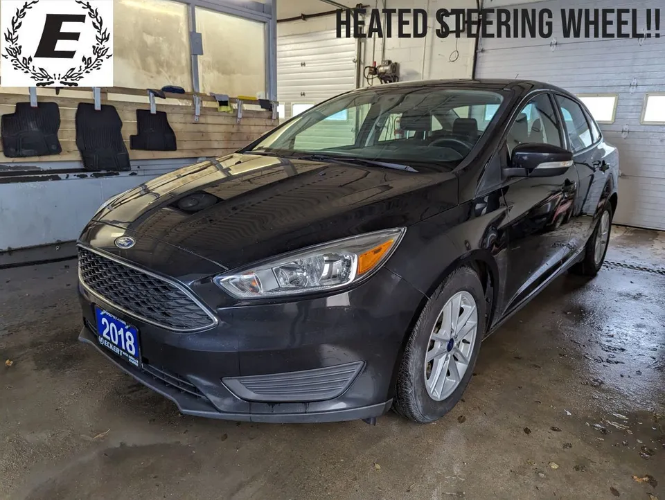 2018 Ford Focus SE HEATED STEERING WHEEL!!