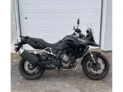 2024 Suzuki V-STROM 800 Les photos peuvent être à titre indicatif et sans inscription. Les promotion...