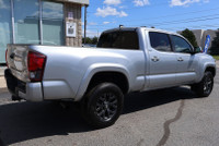 SAFETY INCLUDED ONE OWNER LOCAL ONTARIO CAR TOYOTA SERVICE RECORDS Very Clean Toyota Tacoma 3.5L V6... (image 6)