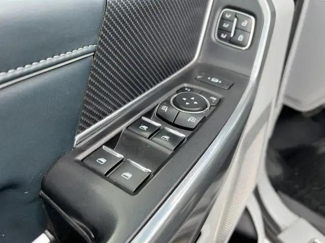 2023 Ford Super Duty F-350 SRW Limited CrewCab 160 | MoonRoof dans Autos et camions dans Ville d’Edmonton - Image 8