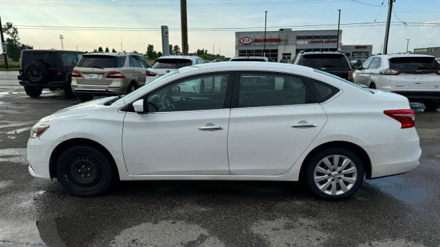 2016 Nissan Sentra AUTO, 4 CYL, GREAT ON FUEL, DRIVES, AS IS SPE in Cars & Trucks in London - Image 2