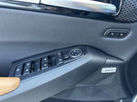 This Kia Seltos delivers a Intercooled Turbo Regular Unleaded I-4 1.6 L/98 engine powering this Auto... (image 9)