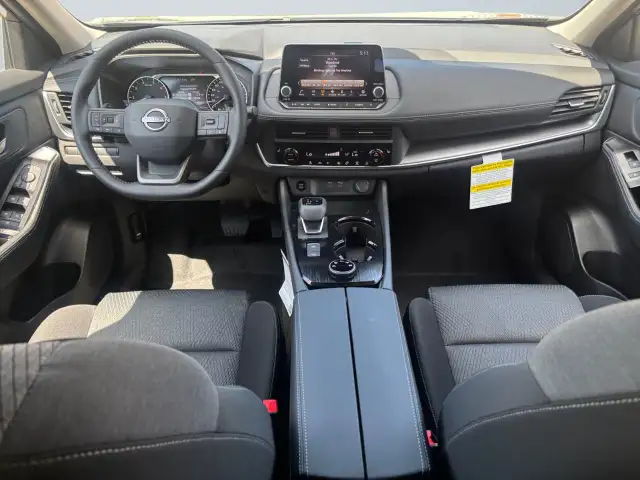 2025 Nissan Rogue dans Autos et camions dans Calgary - Image 11