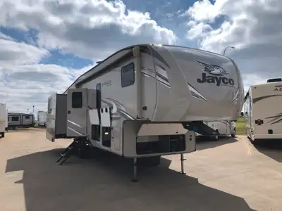 Just Arrived! Like New! Four Slides for Maximum Interior Space! Middle Bunk House with Double-Size B...