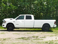 The 2022 RAM 3500 Limited is the perfect combination of power, refinement, and cutting-edge technolo... (image 4)