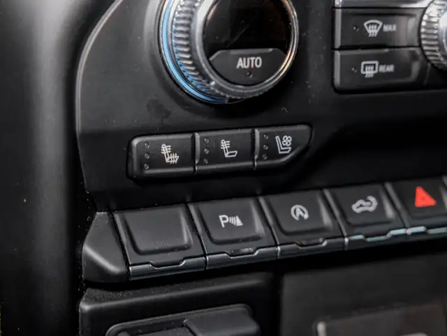 2021 GMC Sierra 1500 AT4 CREW 4X4 V8 *TOIT* NAV CUIR SIÈGES VENT in Cars & Trucks in Laurentides - Image 23
