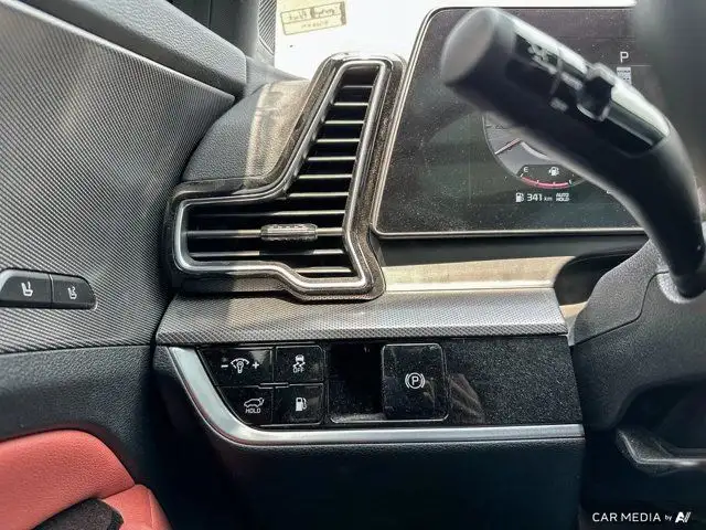 2023 Kia Sportage Plug-In Hybrid SX 1.6L AWD | in Cars & Trucks in Winnipeg - Image 23