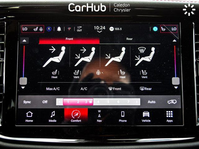 2025 Dodge Durango GT Plus AWD 6 Seater Sunroof Black Top in Cars & Trucks in Mississauga / Peel Region - Image 4