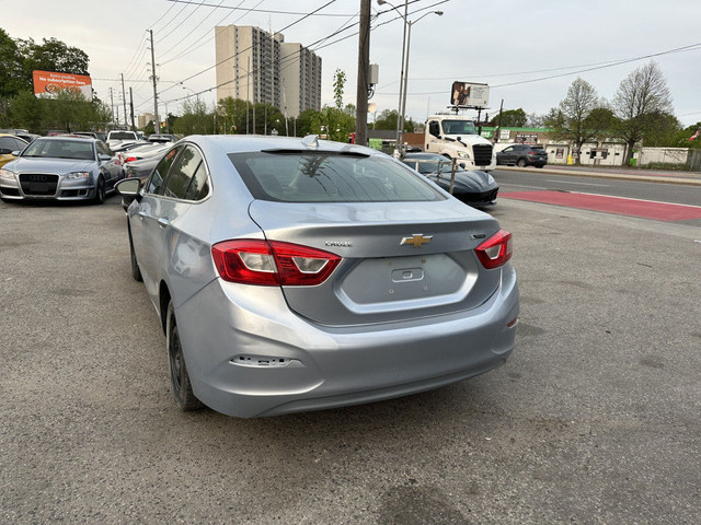 2017 Chevrolet Cruze 4dr Sdn Auto Premier in Cars & Trucks in City of Toronto - Image 2