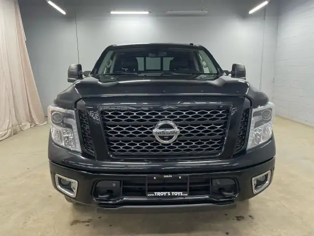 2019 Nissan Titan Pro-4X in Cars & Trucks in Guelph - Image 3