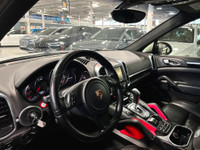 **MONTH-END SPECIAL!** FEATURING : TIPTRONIC, AWD, SUNROOF, RED BRAKE CALIPERS, SPORT MODE, DIGITAL... (image 9)