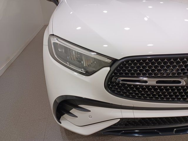 2024 Mercedes-Benz GLC GLC 300 in Cars & Trucks in Regina - Image 4