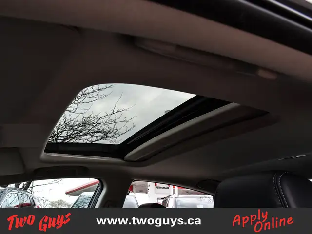 2019 Honda Civic Sedan Touring | Auto | Leather | Sunroof | Nav  in Cars & Trucks in St. Catharines - Image 32