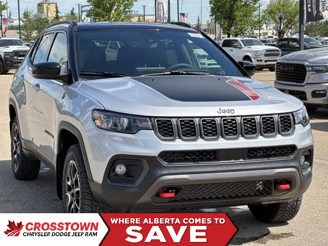 2025 Jeep Compass Trailhawk | Heated Seats | Apple CarPlay in Cars & Trucks in Edmonton