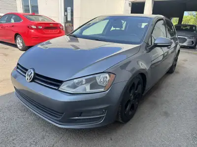 VOLKSWAGEN GOLF 2017 FULL AC MAGS EN ALUMINUM, INTERIEUR EN CUIR, CAMERA VITRES ELECTRIQUES, PORTES...