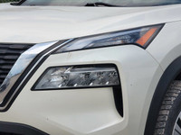 *Moonroof, Apple CarPlay, Android Auto, Heated Seats, Heated Steering Wheel!* The Rogue is built to... (image 4)
