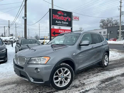 2013 BMW X3 xDrive28i - AWD - PANORAMIC ROOF - NAVIGATION!