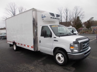2019 Ford E450 Cutaway Reefer Van 6.2, V8, gas, auto, air, radio, 16ft box 158,576km, has 3 separate... (image 1)