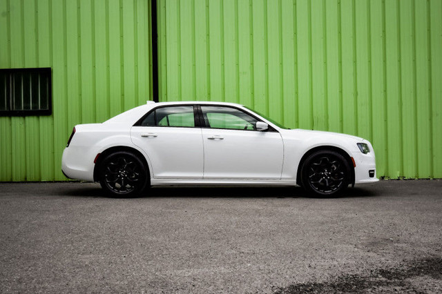 2023 Chrysler 300 Touring L AWD in Cars & Trucks in Kingston - Image 2