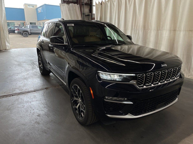 2023 Jeep Grand Cherokee 4xe SUMMIT RESERVE in Cars & Trucks in Red Deer