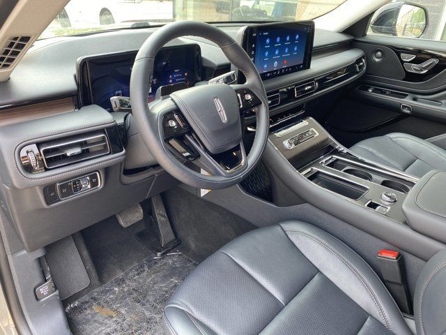 2025 Lincoln Aviator Reserve in Cars & Trucks in Edmonton - Image 4