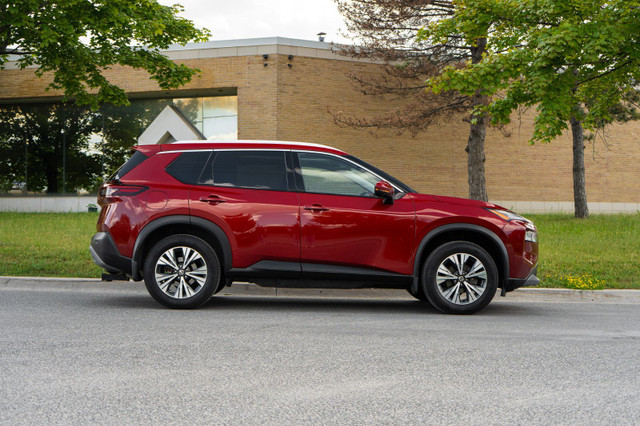2021 Nissan Rogue in Cars & Trucks in Kitchener / Waterloo - Image 4