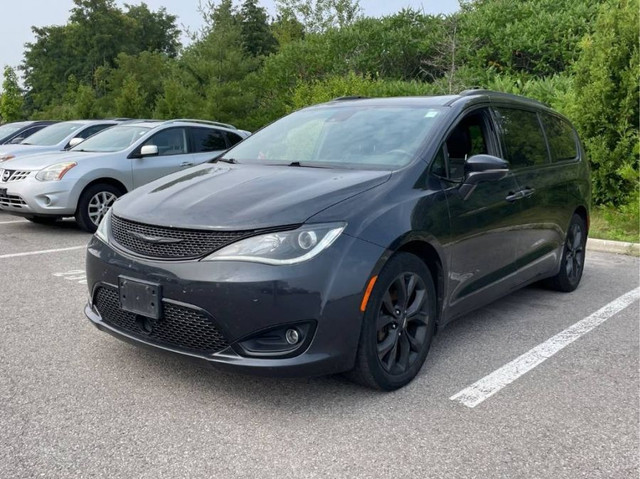2019 CHRYSLER PACIFICA * NO ACCIDENTS * 7 PASSANGER in Cars & Trucks in Barrie - Image 2